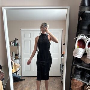 Elegant Black Sleeveless Dress